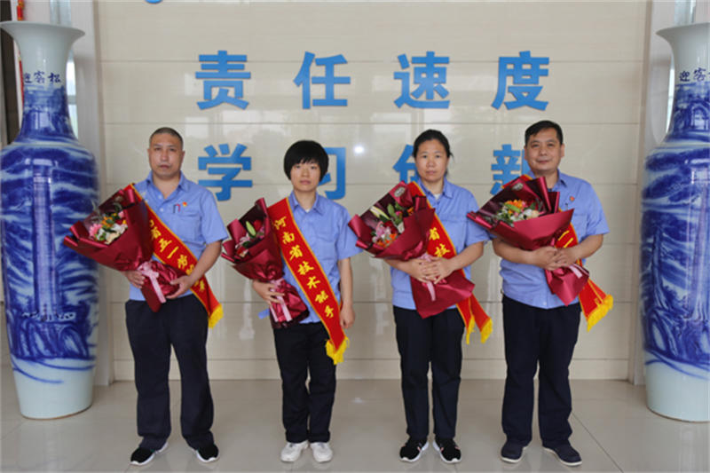 6049909d200b8.jpg 2.jpg