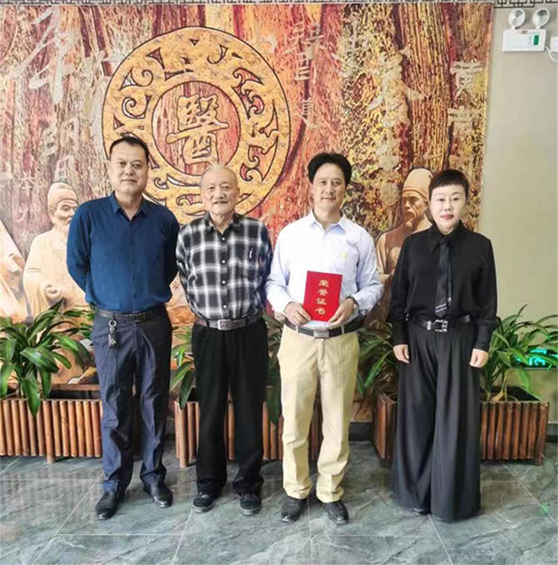 626e405957919.jpg 4.jpg