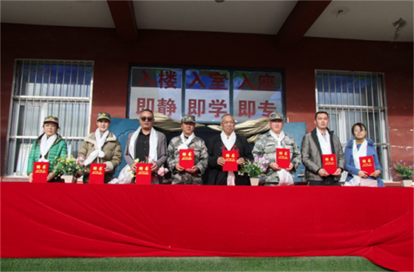 6562c02e14086.png 啊33333333333333.png