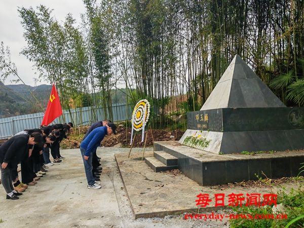 人333333333333333.jpg 人333333333333333.jpg