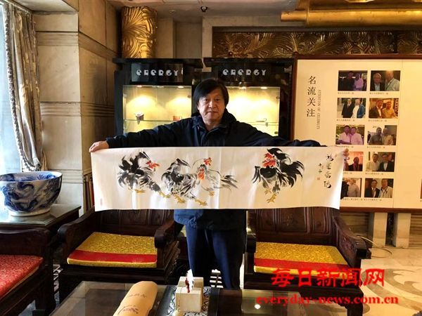 辽宁本溪艺术家位中南 用画笔绘就人生华章