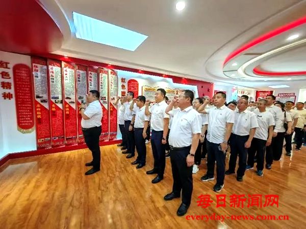 去1111111111.jpg 去1111111111.jpg