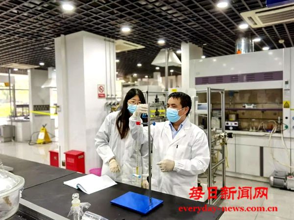 去11111111111.jpg 去11111111111.jpg