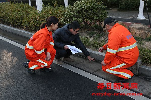 靠前指导听心声 主动"把脉问诊
