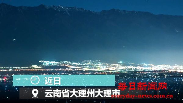 大理洱海渔灯闪耀若璀璨星空