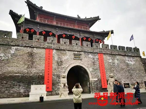 102个字，12000元，亮相河南商丘古