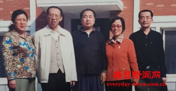 四合当乡的七百个日日夜夜