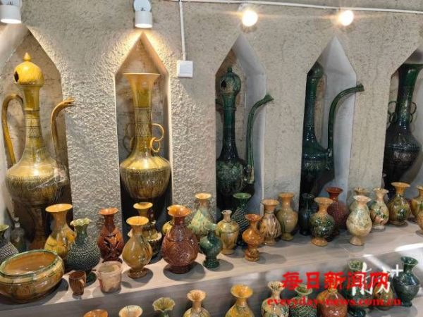 “非遗+旅游”融合发展，英吉沙这样吃上“