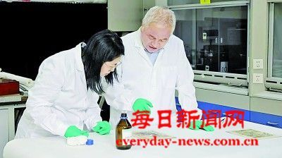 用化学方法恢复历史档案原貌