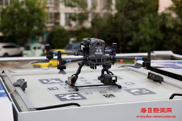 阳光下的守护｜无人机、AI警员……看科技