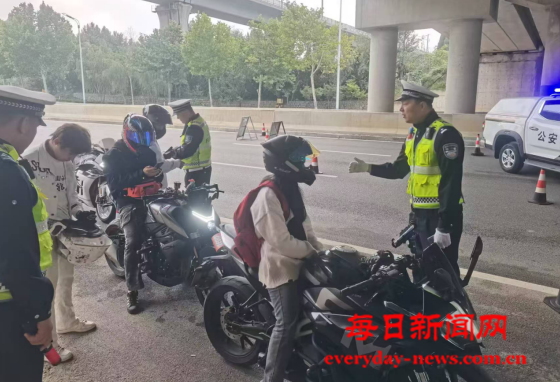 去3333333333.png 去3333333333.png